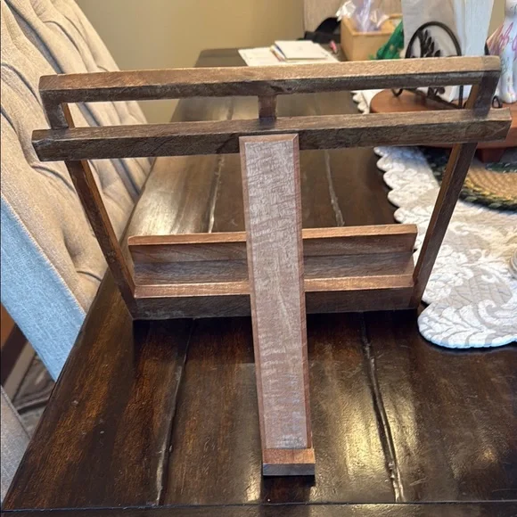 Rustic Wooden Cookbook Holder - Picture 2 of 4